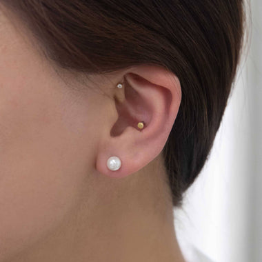 Flawless Pearl Stud Earrings: Small