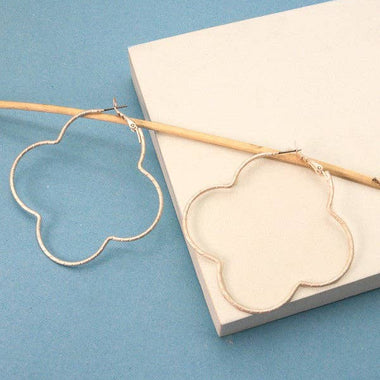 Matte Clover Hoop Earrings - Silver