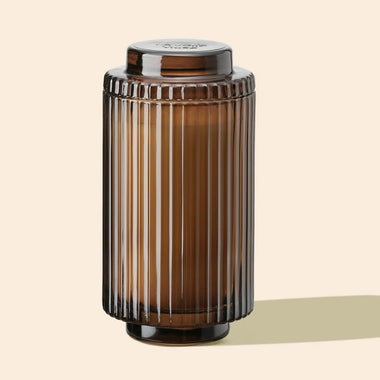 Amélie - Saffron & Oud 19 oz Candle