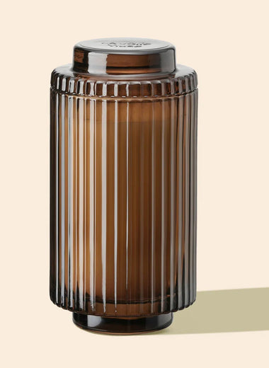 Amélie - Saffron & Oud 19 oz Candle