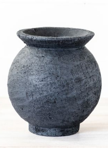 7" Black Round Pot
