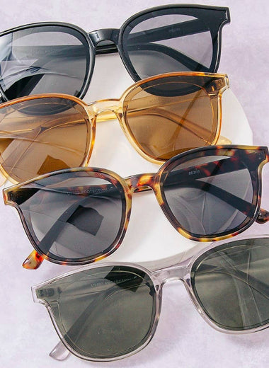 Classic Round Frame Sunglasses