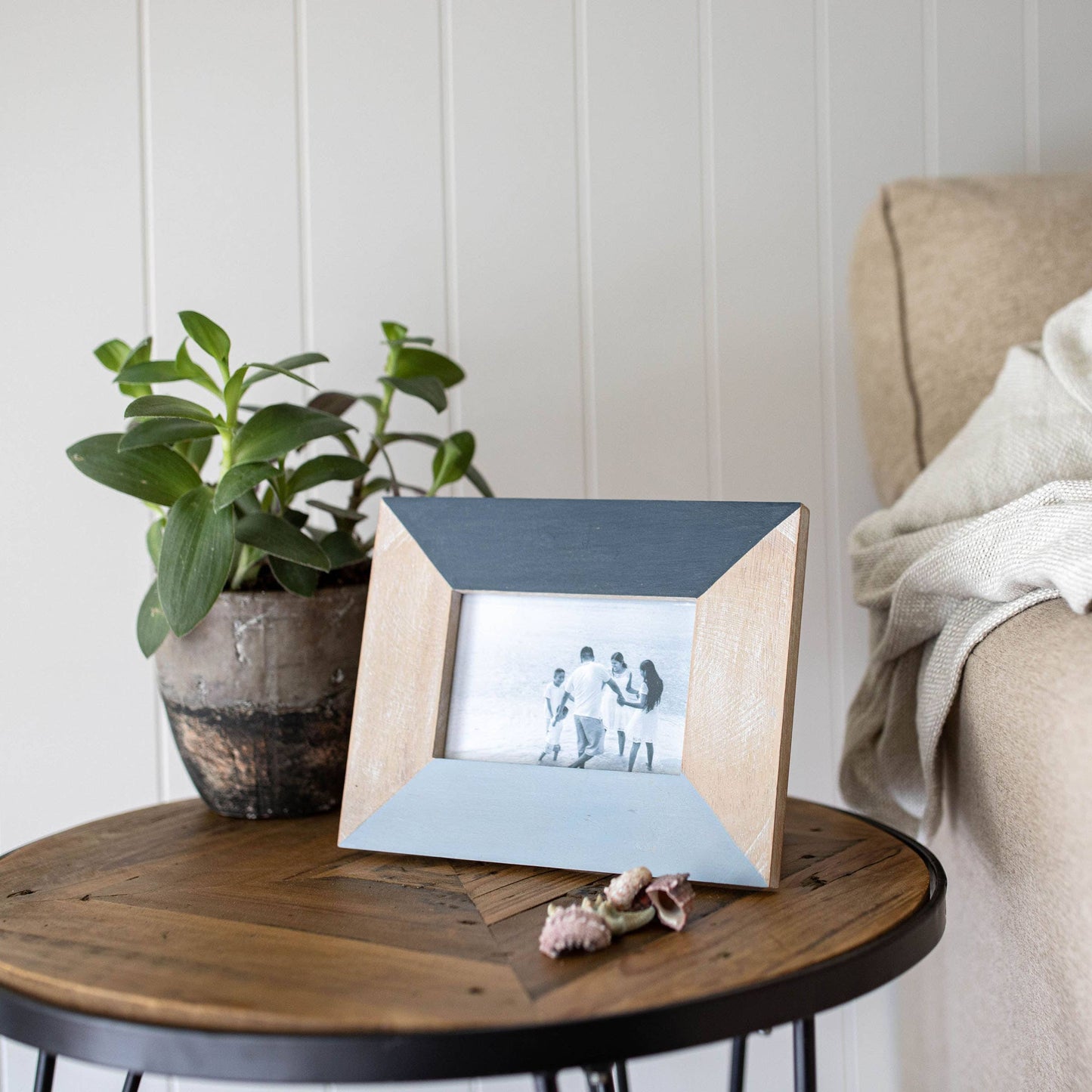 Modern Calliope Photo Frame