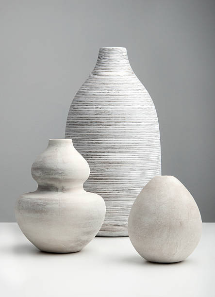 Vases & Vessels – Linen & Clove