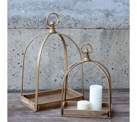 Gold Metal & Wood Wide Displayer