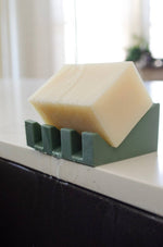 Silicone Draining Soap Dish: Black