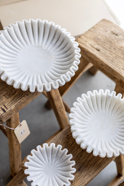 Marble Scalloped Bowl – Linen & Clove