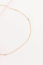 A Dashing Bar Necklace (14K)