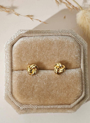 Chic Minimalist Knot Studs - Gold