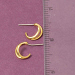 Thin Line Twist Hoop Earrings - Silver