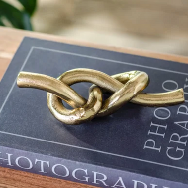 Gold Knot Decor