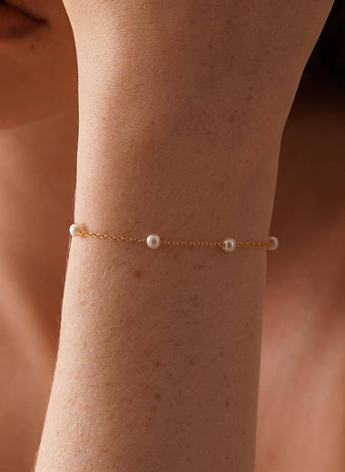 Dainty Freshwater Pearl Bead Bracelet - Gold