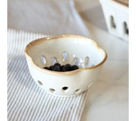 Scalloped Edge Berry Bowl