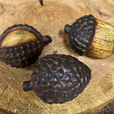 Resin Acorn - Set of 3