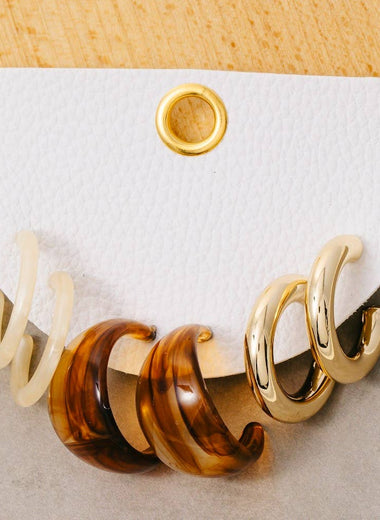 Metallic And Marble Resin Hoop Earrings Set - Gold