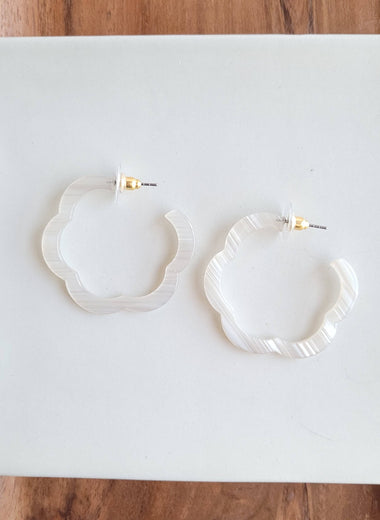 Posey Hoops - Seashell