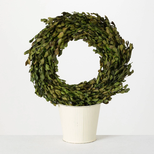 Potted Boxwood Wreath in Black Tin Pot